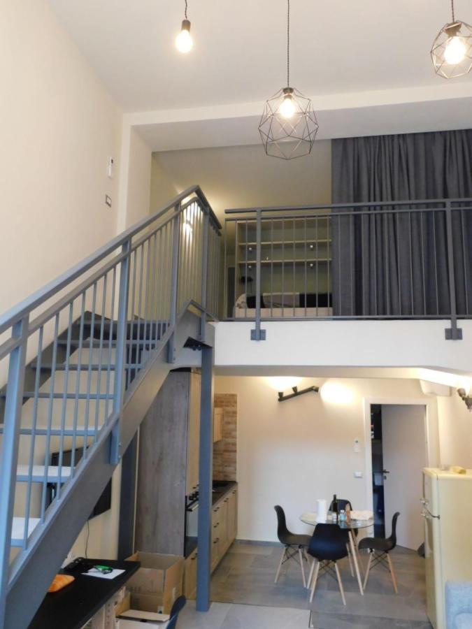 Piumaviola Beds & Apartments Parma Ngoại thất bức ảnh