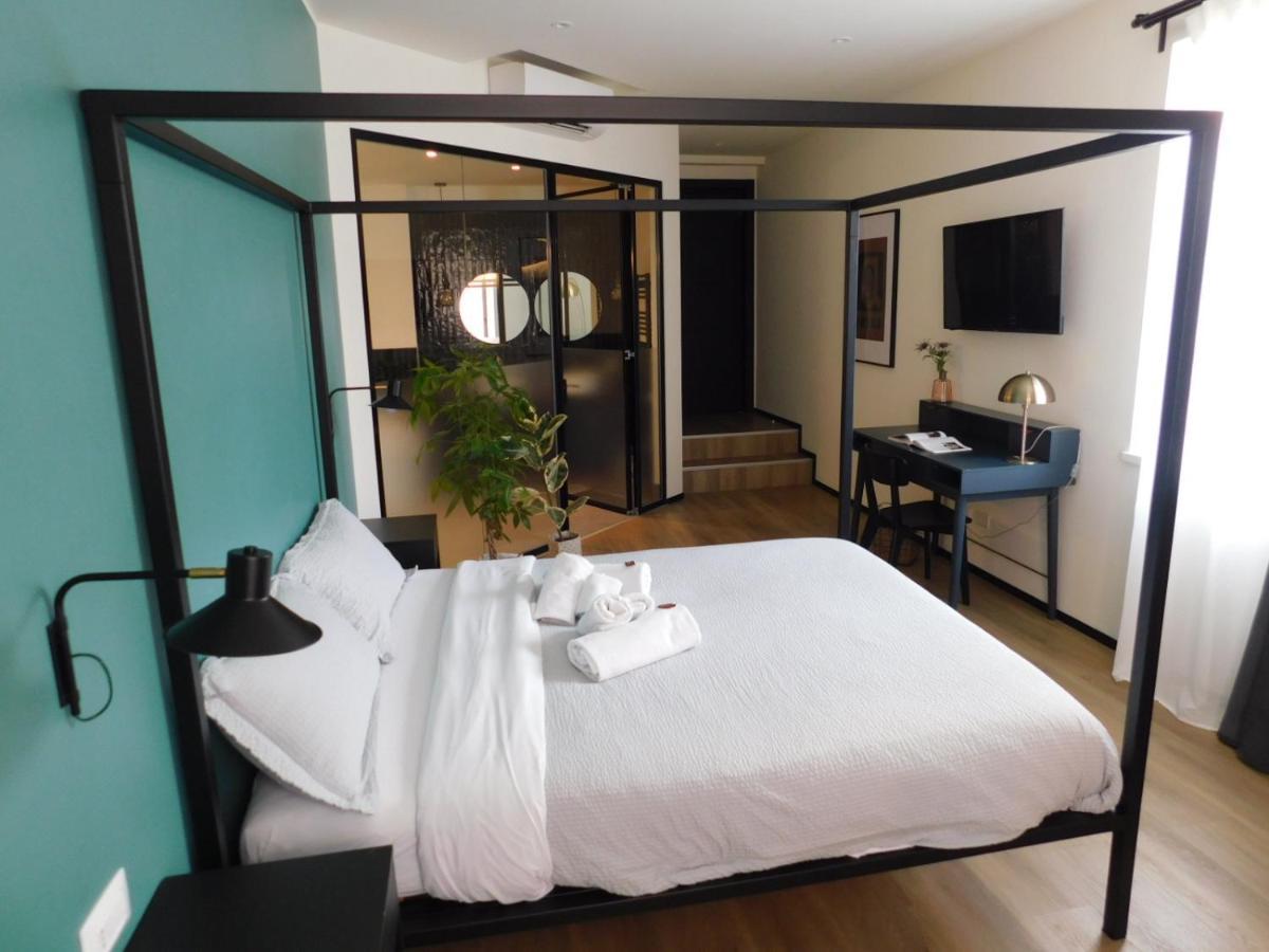 Piumaviola Beds & Apartments Parma Ngoại thất bức ảnh