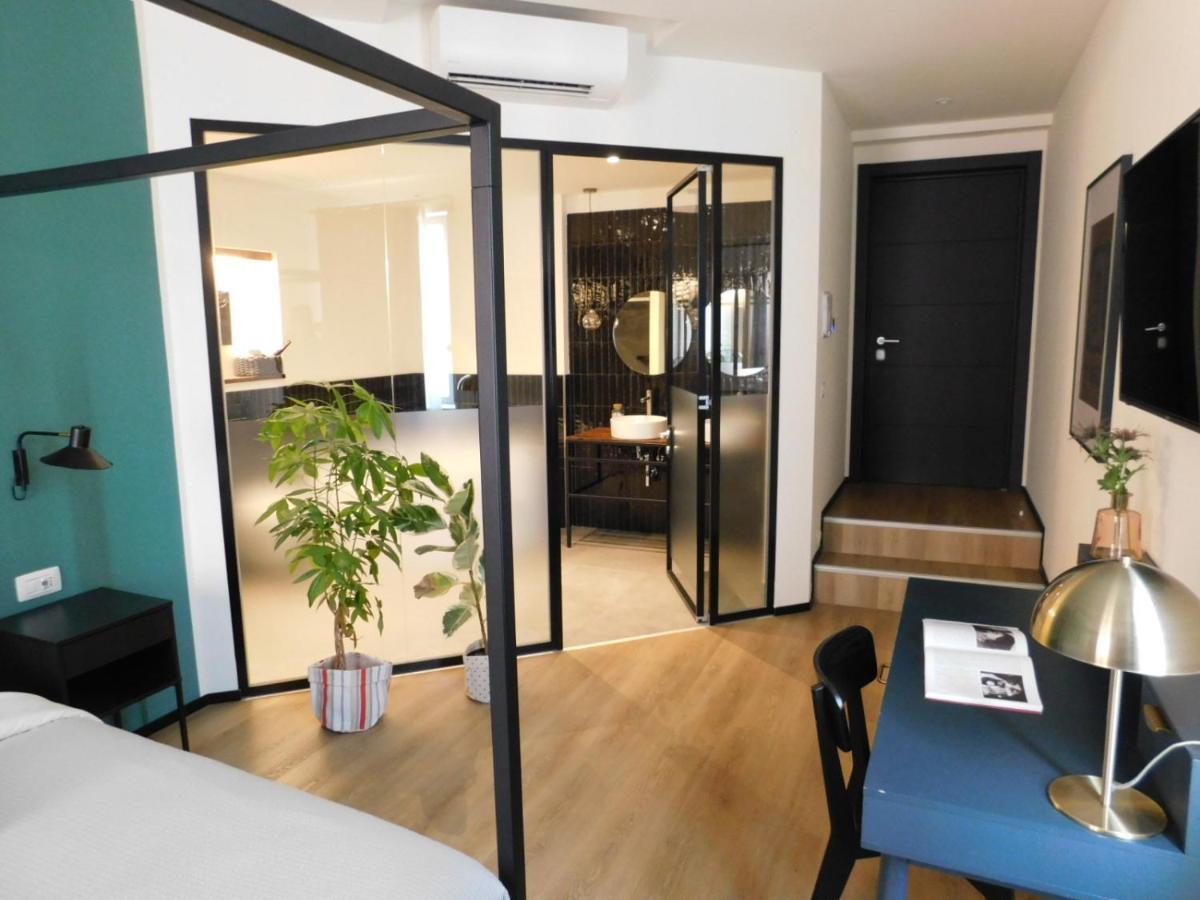 Piumaviola Beds & Apartments Parma Ngoại thất bức ảnh